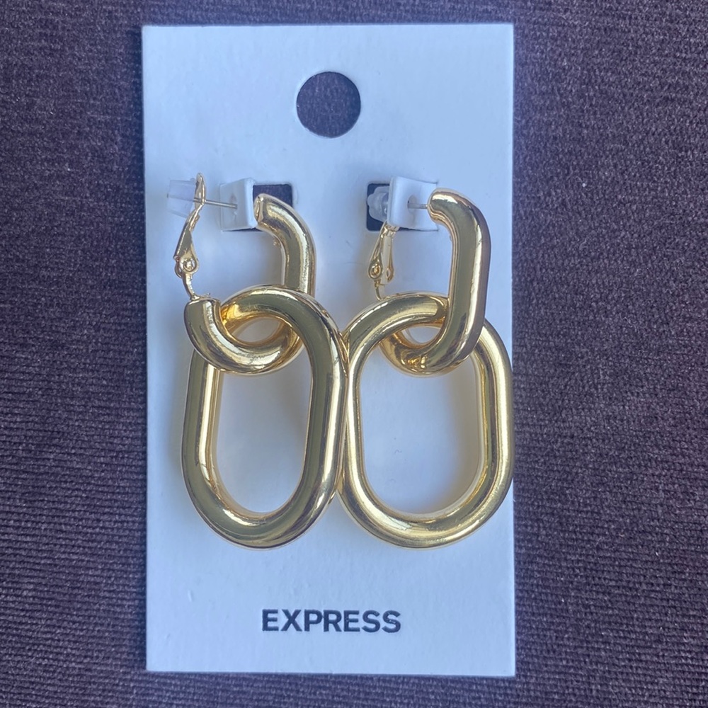 Express gold linked hoop earrings. NWT!!!